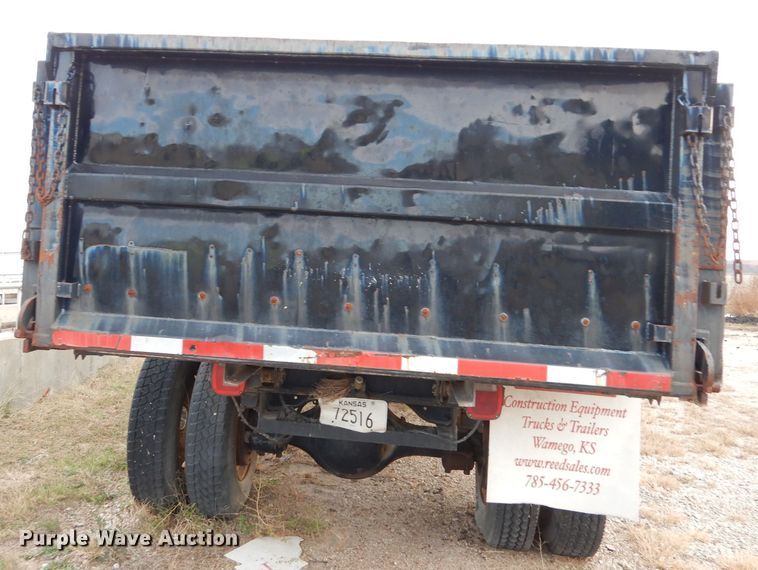 image for item DK3028 1998 Ford F700  dump flatbed truck