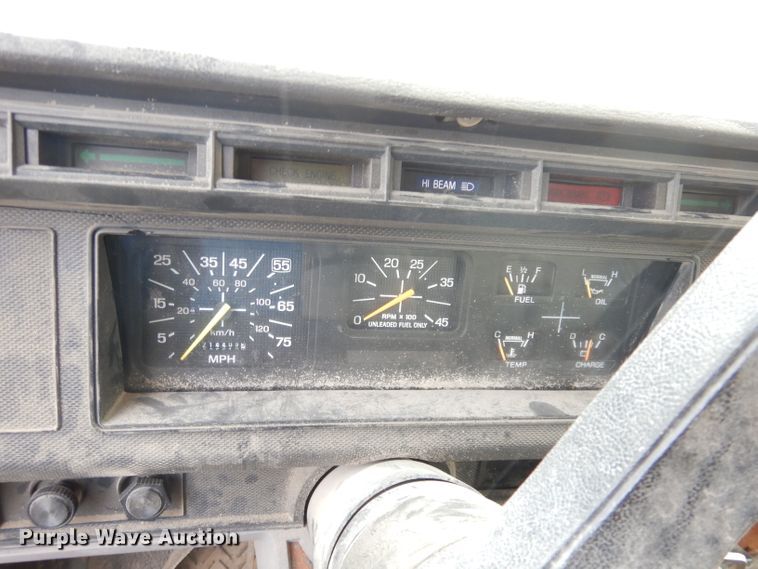 image for item DK3028 1998 Ford F700  dump flatbed truck