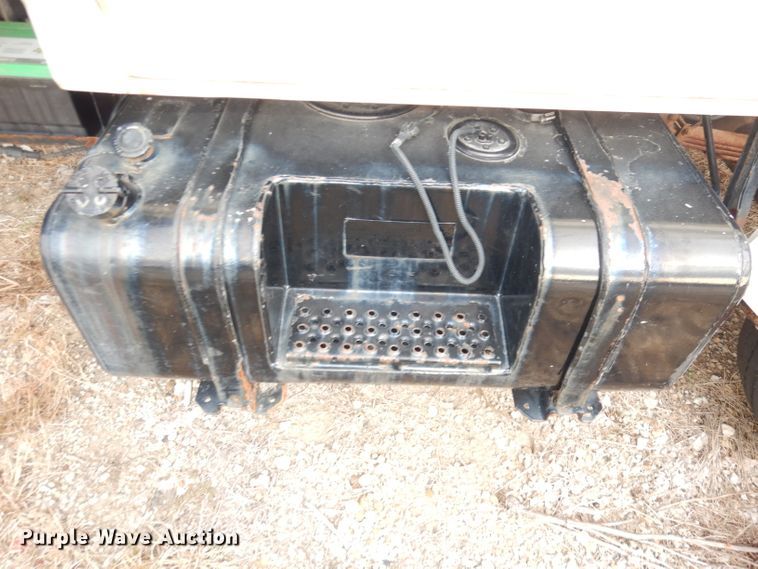 image for item DK3028 1998 Ford F700  dump flatbed truck