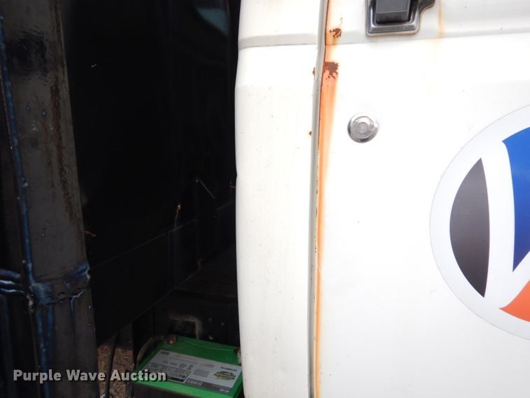 image for item DK3028 1998 Ford F700  dump flatbed truck