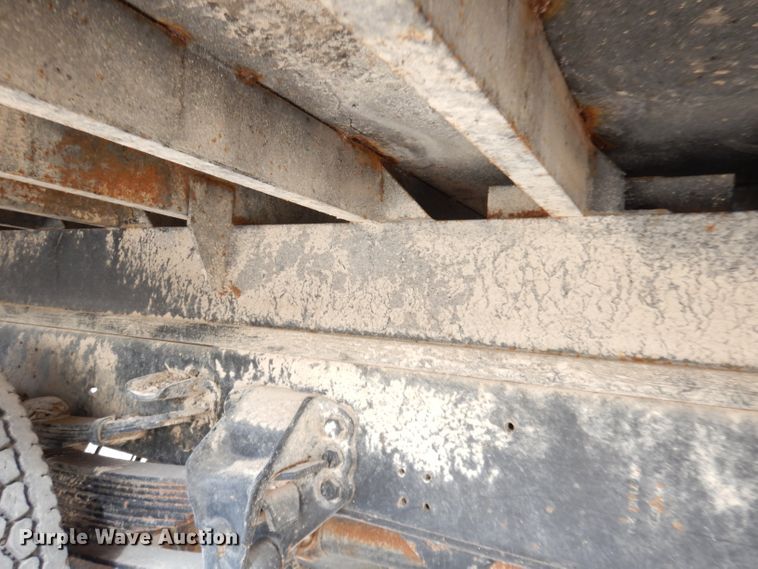 image for item DK3028 1998 Ford F700  dump flatbed truck