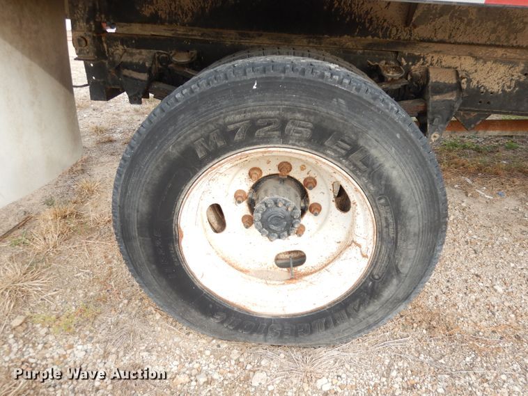 image for item DK3028 1998 Ford F700  dump flatbed truck