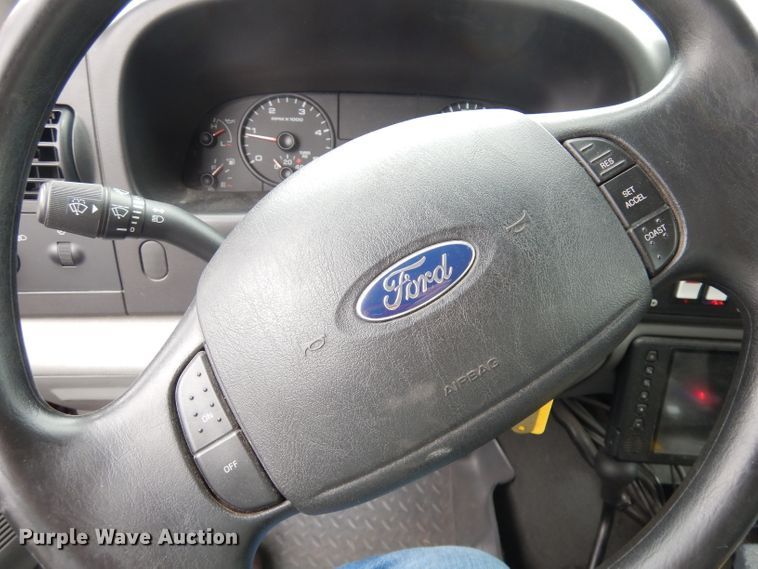 image for item DK3133 2005 Ford F550 Super Duty XLT  brush fire truck