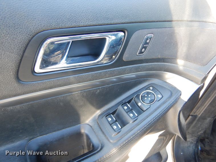 image for item DK3460 2017 Ford Explorer Police Interceptor  SUV