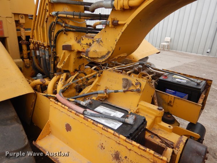 image for item DK7253 1977 Caterpillar 613B  elevating scraper