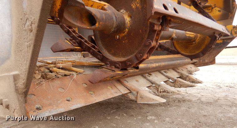 image for item DK7253 1977 Caterpillar 613B  elevating scraper