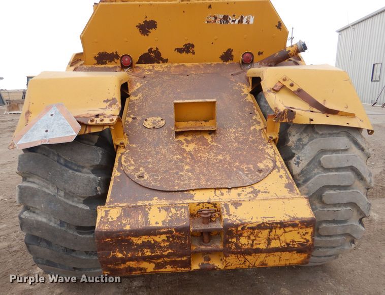 image for item DK7253 1977 Caterpillar 613B  elevating scraper