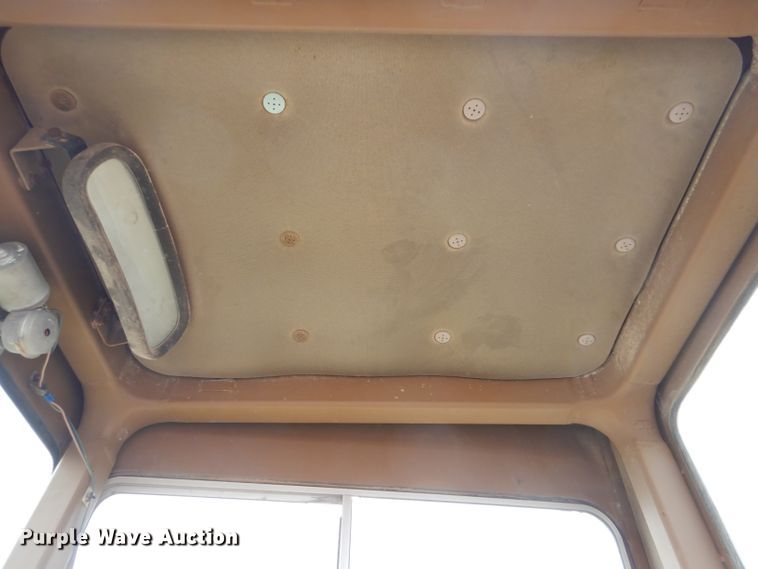 image for item DK7253 1977 Caterpillar 613B  elevating scraper