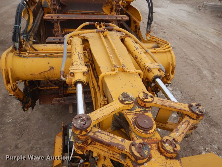 image for item DK7253 1977 Caterpillar 613B  elevating scraper