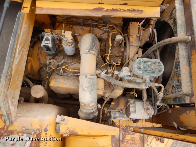 image for item DK7253 1977 Caterpillar 613B  elevating scraper