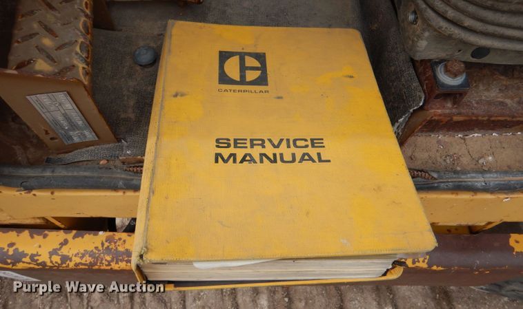 image for item DK7253 1977 Caterpillar 613B  elevating scraper