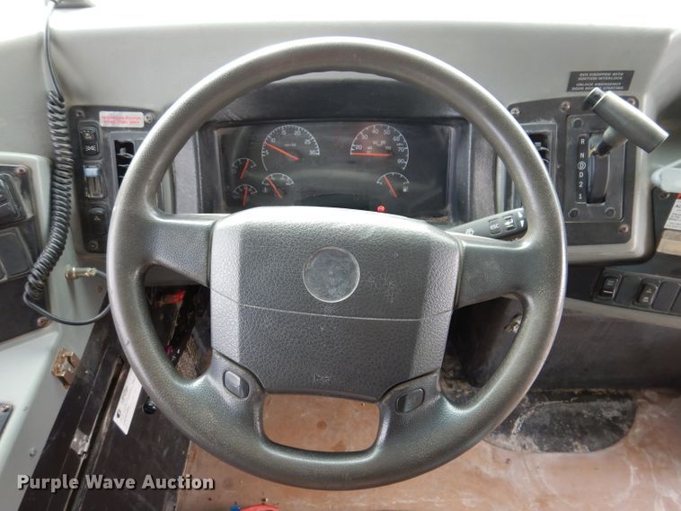 image for item DL5915 2008 Blue Bird Vision  school bus