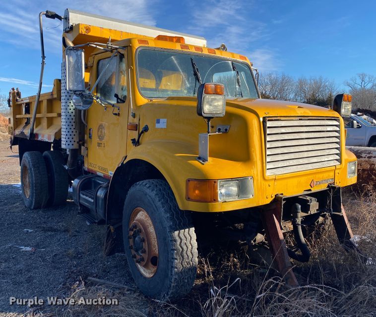 image for item DL6888 1990 International 4900  dump truck