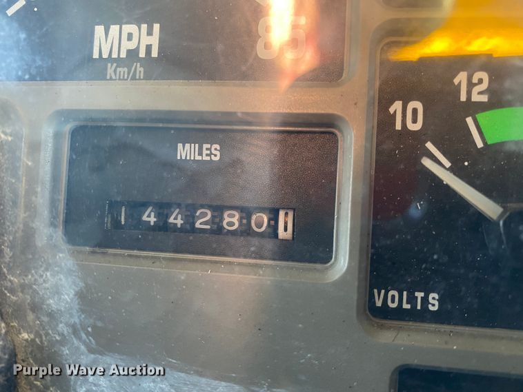 image for item DL6888 1990 International 4900  dump truck