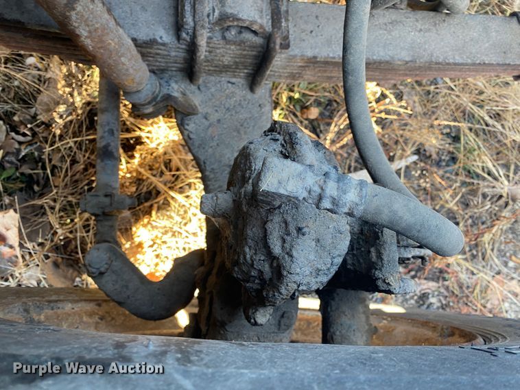 image for item DL6888 1990 International 4900  dump truck