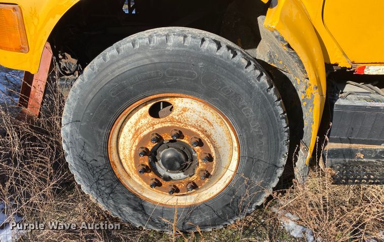 image for item DL6888 1990 International 4900  dump truck