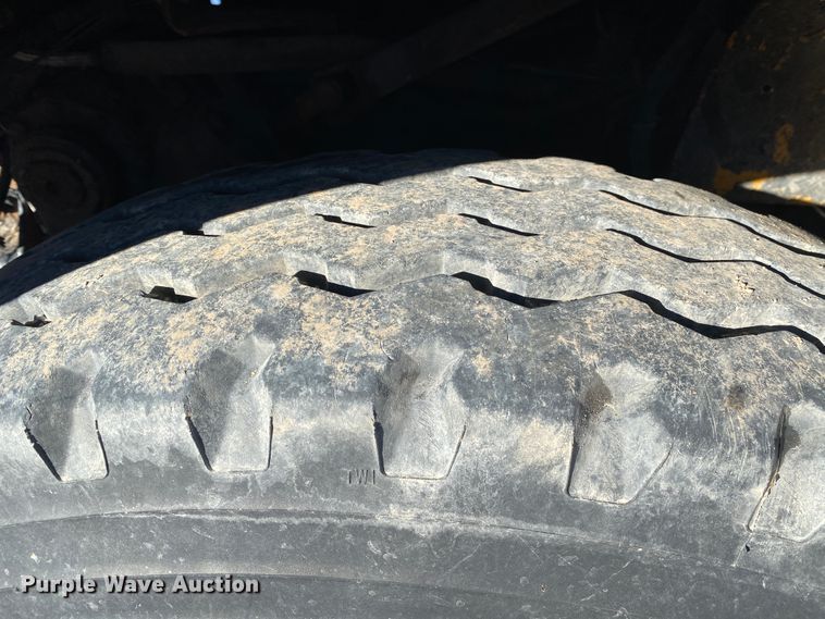 image for item DL6888 1990 International 4900  dump truck