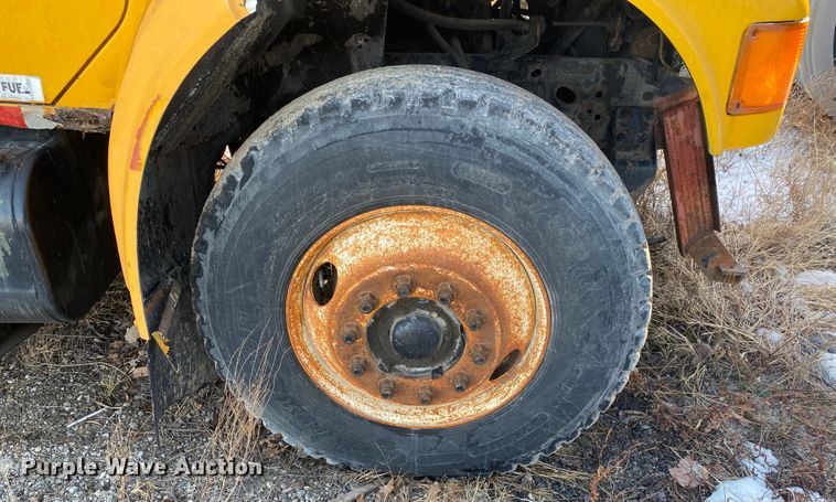 image for item DL6888 1990 International 4900  dump truck