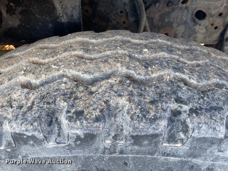 image for item DL6888 1990 International 4900  dump truck