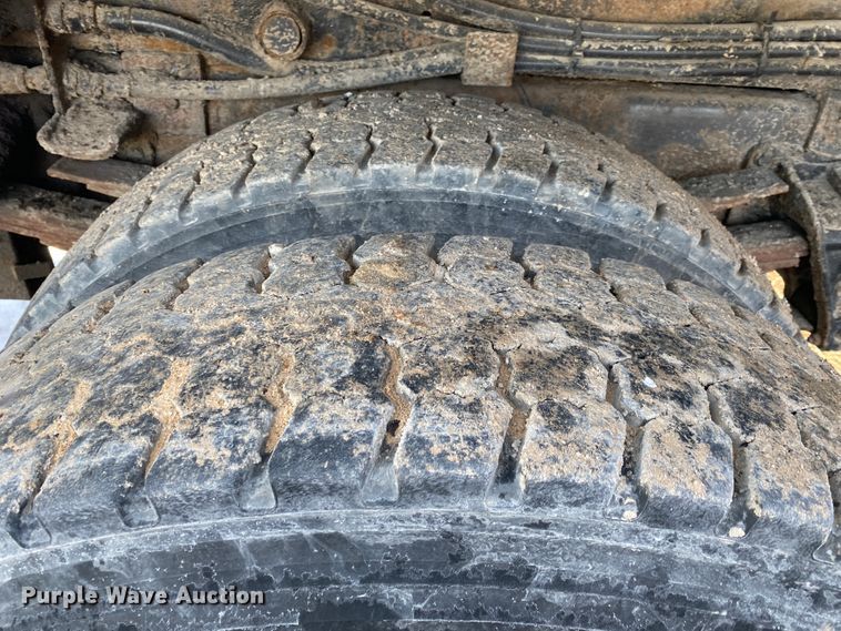 image for item DL6888 1990 International 4900  dump truck