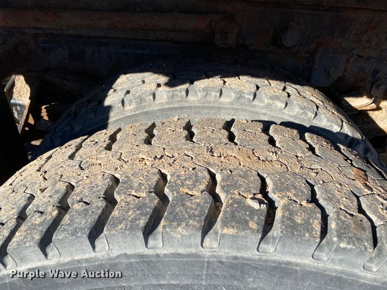 image for item DL6888 1990 International 4900  dump truck