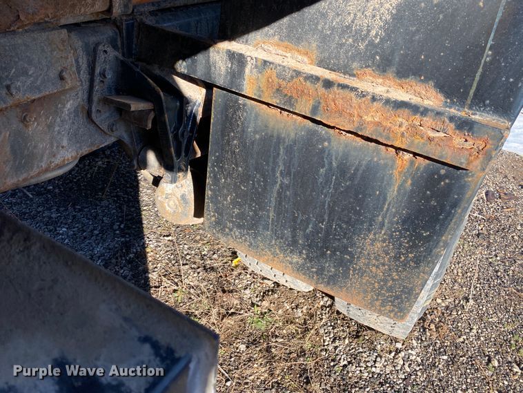 image for item DL6888 1990 International 4900  dump truck