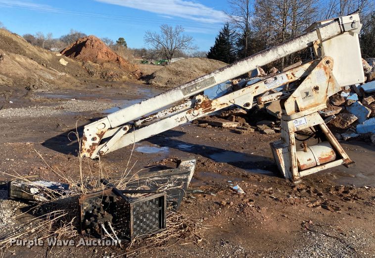 image for item DL6889 Lift All  boom