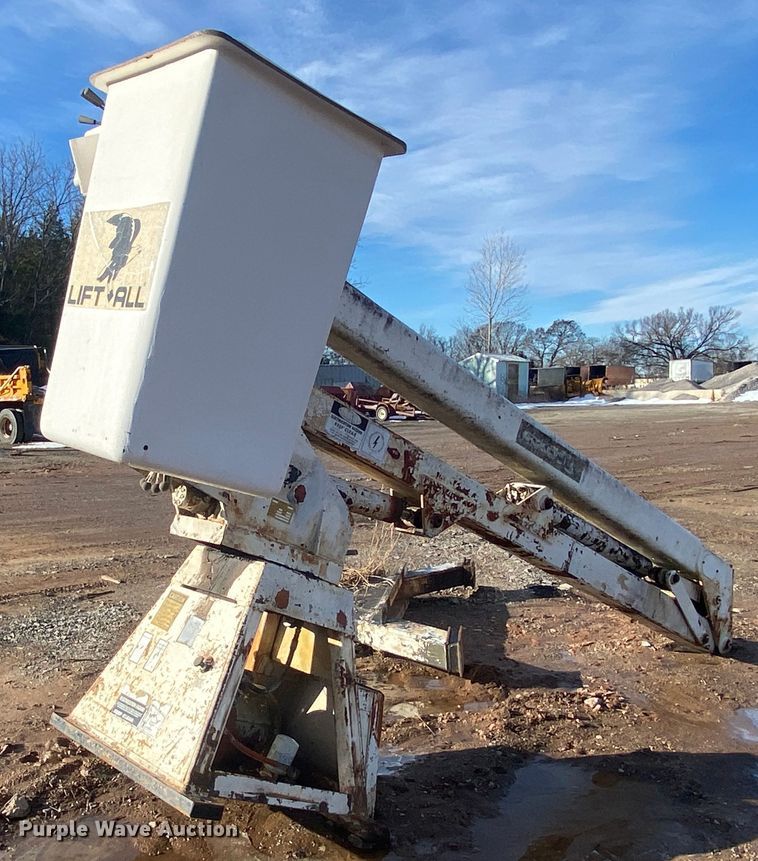 image for item DL6889 Lift All  boom