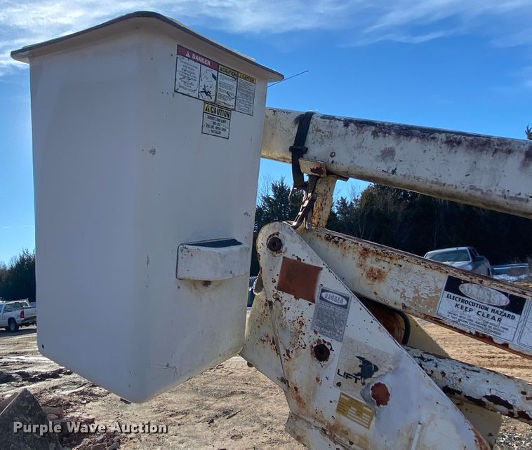 image for item DL6889 Lift All  boom