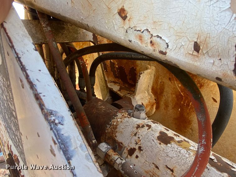 image for item DL6889 Lift All  boom