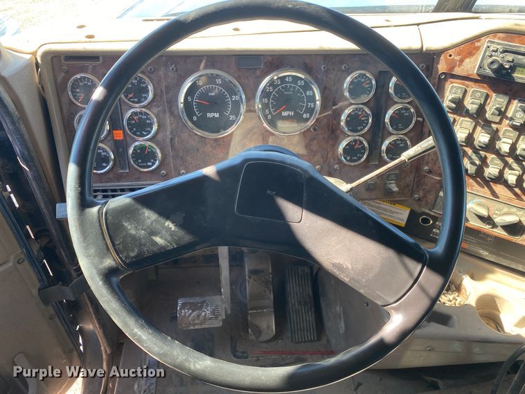 image for item DL6891 2006 International Paystar 5900i  dump truck