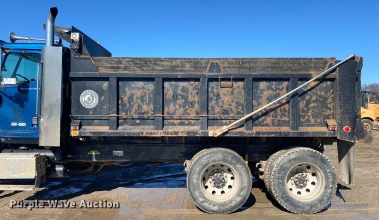 image for item DL6891 2006 International Paystar 5900i  dump truck