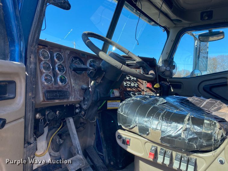 image for item DL6892 2007 International Paystar 5900i  dump truck