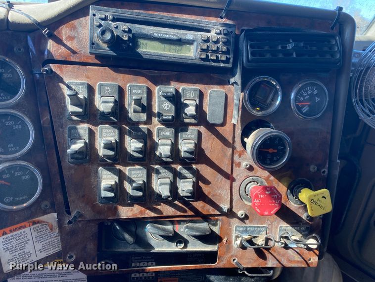 image for item DL6892 2007 International Paystar 5900i  dump truck