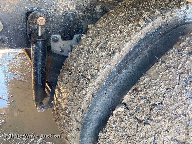 image for item DL6892 2007 International Paystar 5900i  dump truck