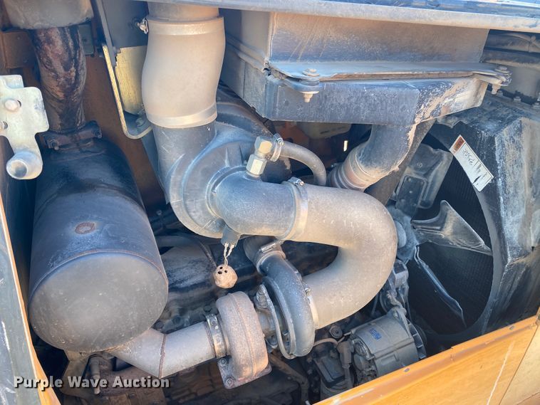 image for item DL6894 2007 Case 1650L  dozer