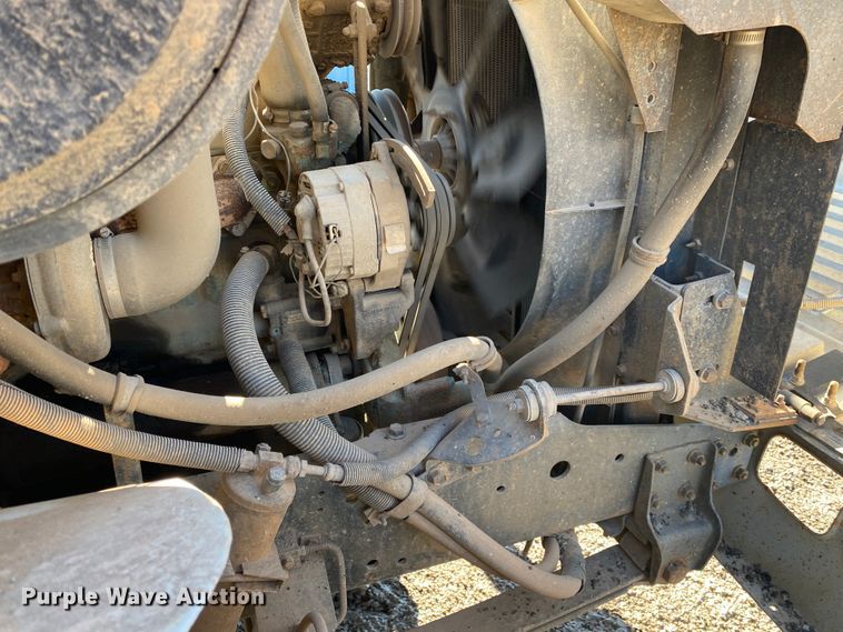 image for item DL6895 1993 International 4700  dump truck