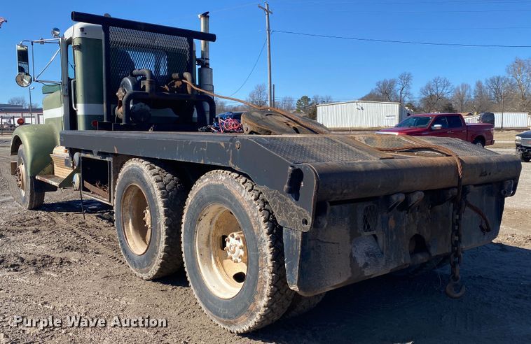 image for item DL6896 1975 Kenworth  winch truck