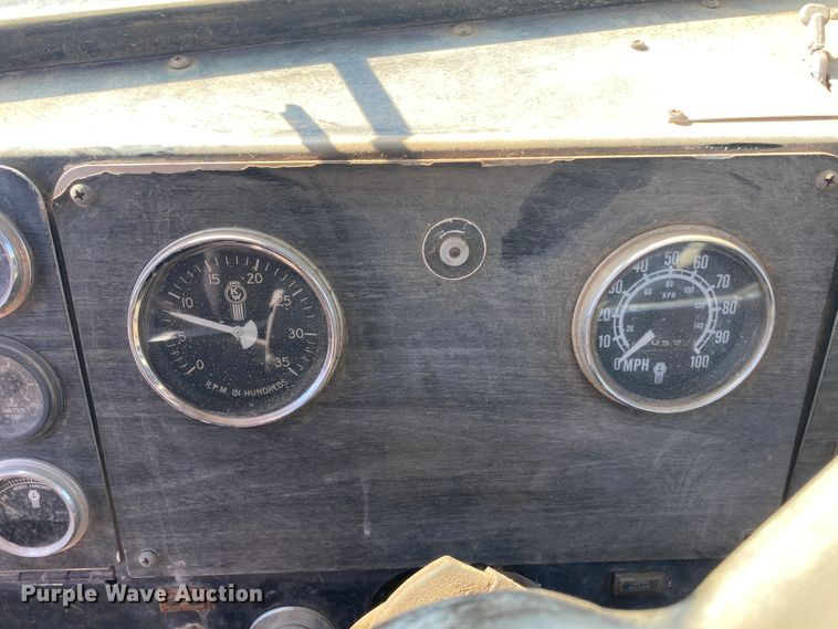 image for item DL6896 1975 Kenworth  winch truck