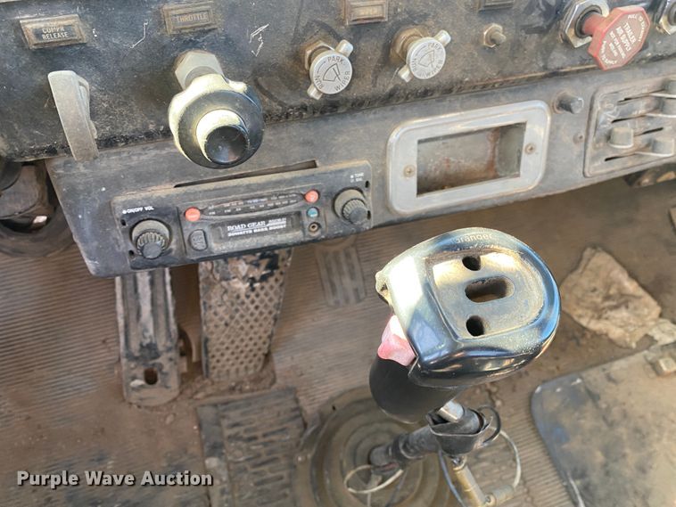 image for item DL6896 1975 Kenworth  winch truck