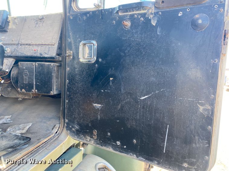 image for item DL6896 1975 Kenworth  winch truck