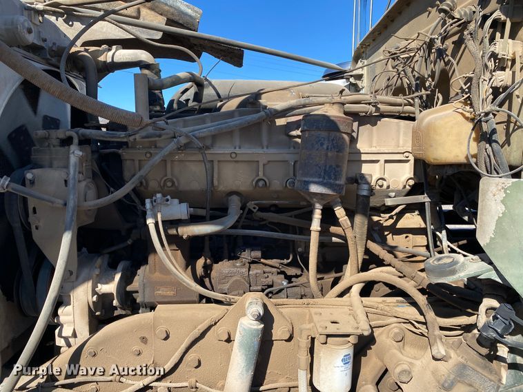 image for item DL6896 1975 Kenworth  winch truck