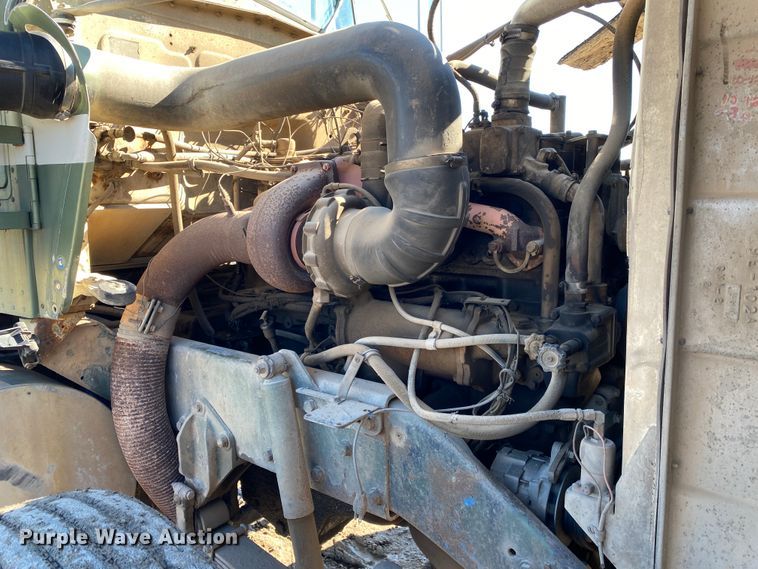 image for item DL6896 1975 Kenworth  winch truck