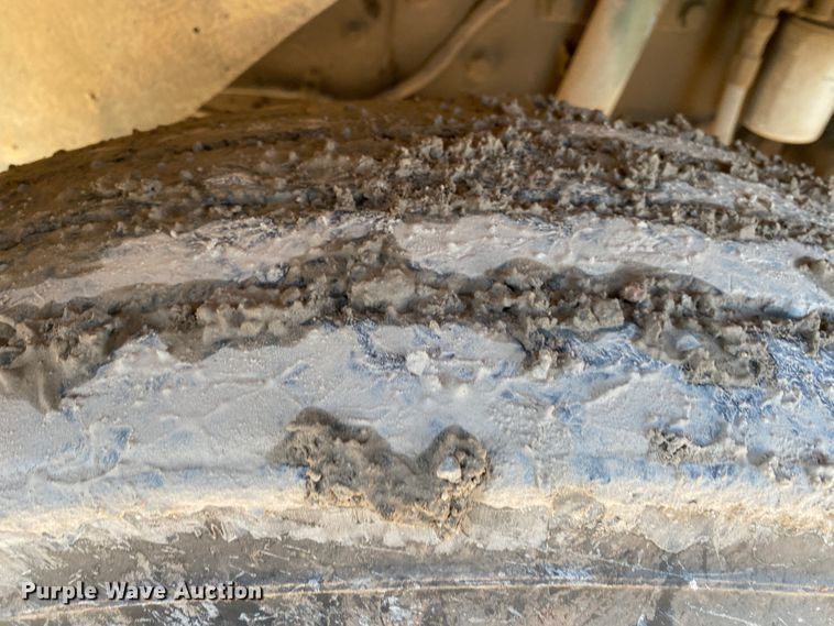 image for item DL6896 1975 Kenworth  winch truck