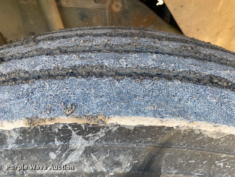 image for item DL6896 1975 Kenworth  winch truck