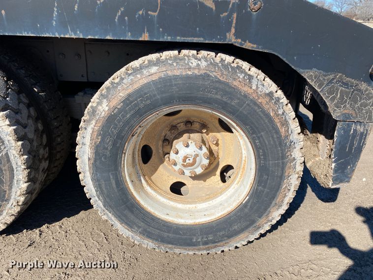 image for item DL6896 1975 Kenworth  winch truck