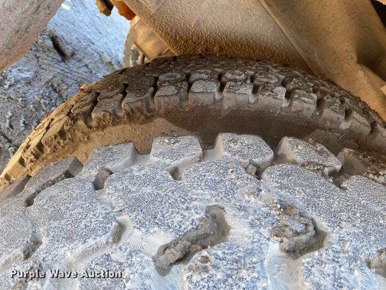 image for item DL6896 1975 Kenworth  winch truck