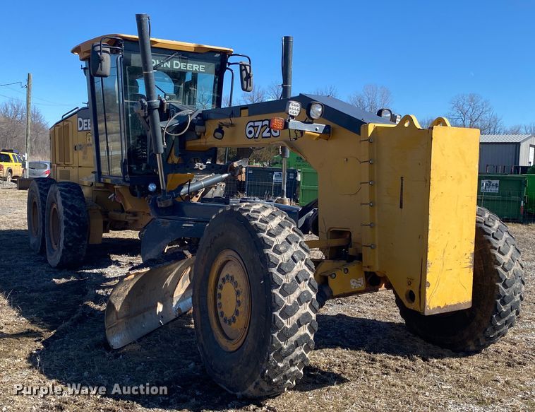 image for item DL6897 2011 John Deere 672G  motor grader