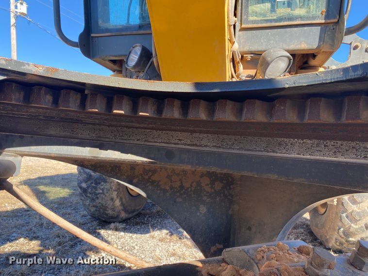 image for item DL6897 2011 John Deere 672G  motor grader