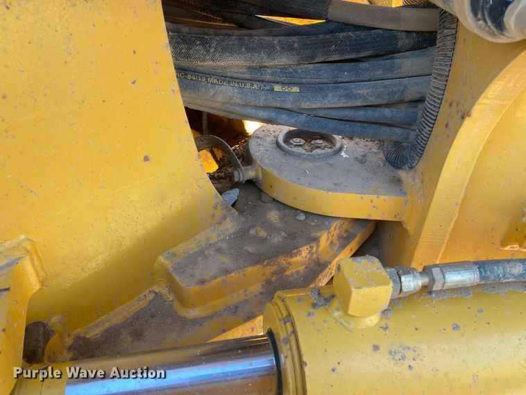 image for item DL6897 2011 John Deere 672G  motor grader